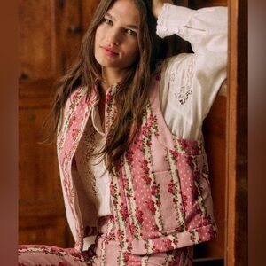 Sézane Tadeo vest in English flower stripe, size 36(US 4)